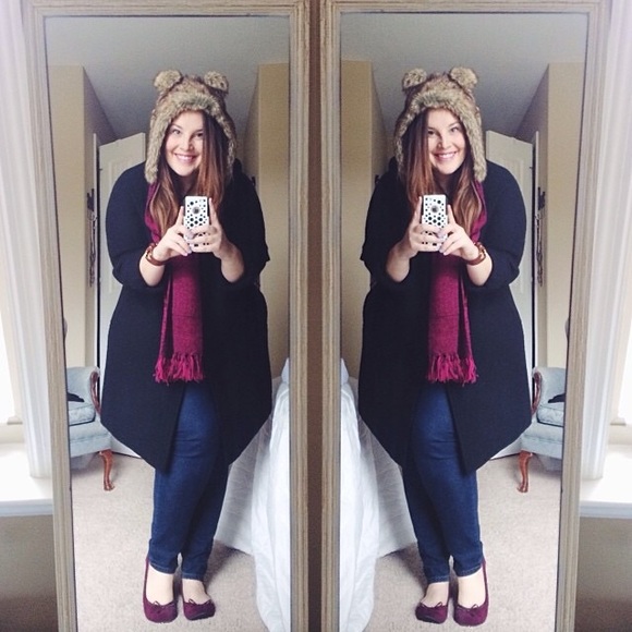 Meet your Posher, Elizabeth - Picture 3 of 5